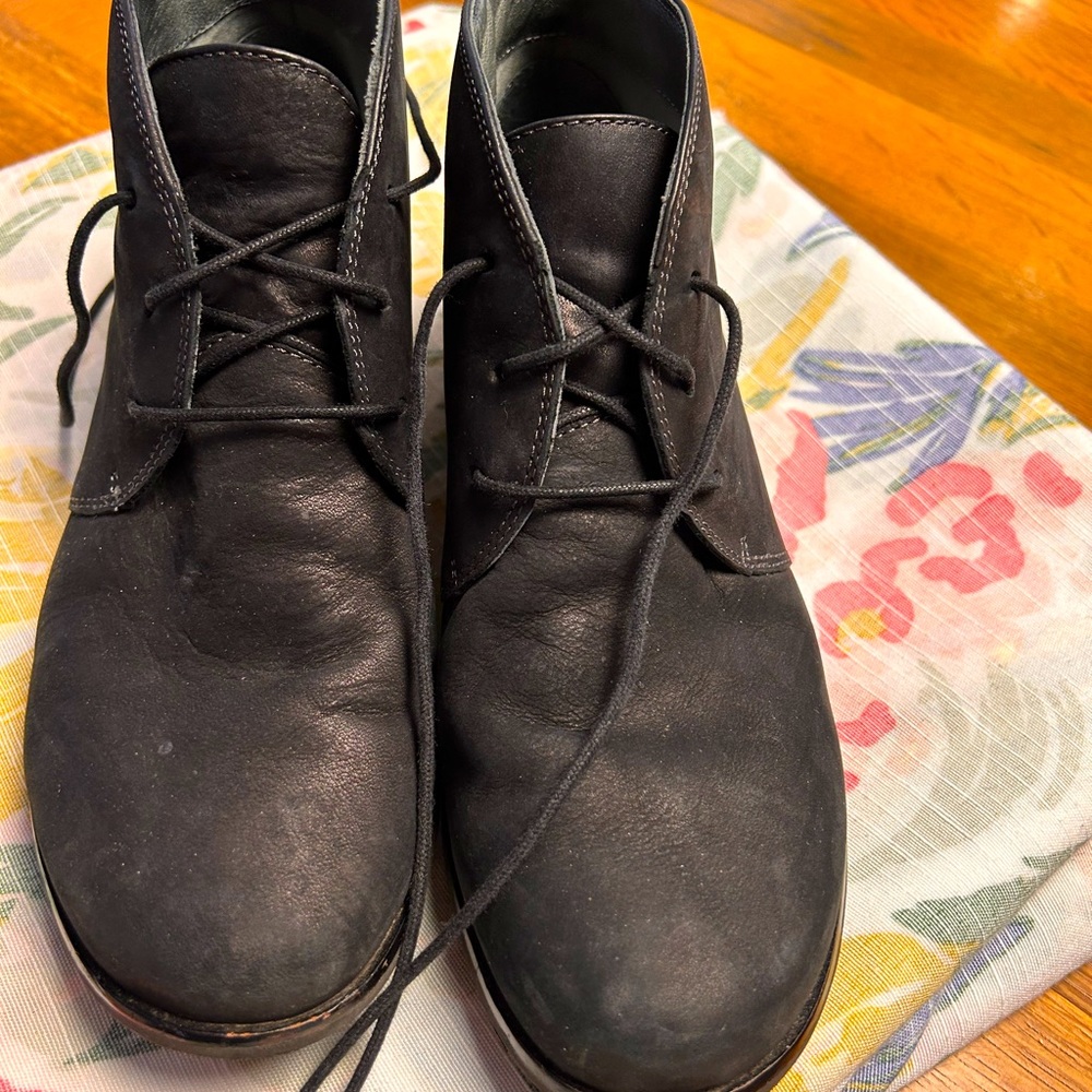 Dansko black size 39
